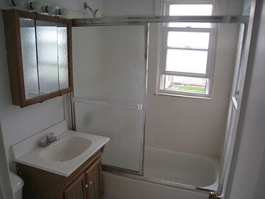 4th image of 741-743 Valerie Ln