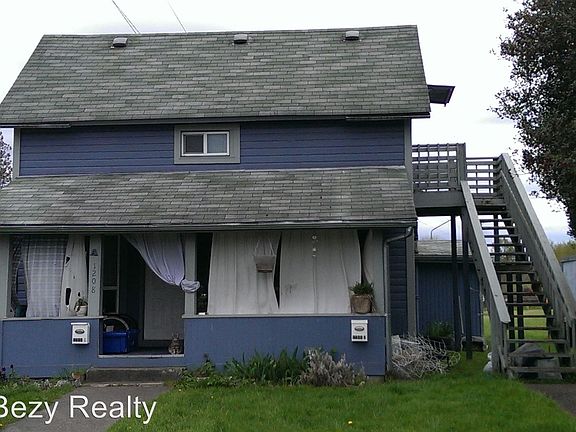 3rd image of 1208B Windsor Ave