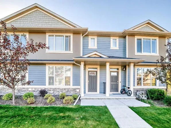 217 N Panatella Walk NW, Calgary, AB T3K 0Z3