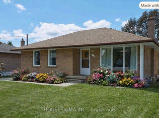 212 Hallett Ave, Whitby, ON L1N 5K8