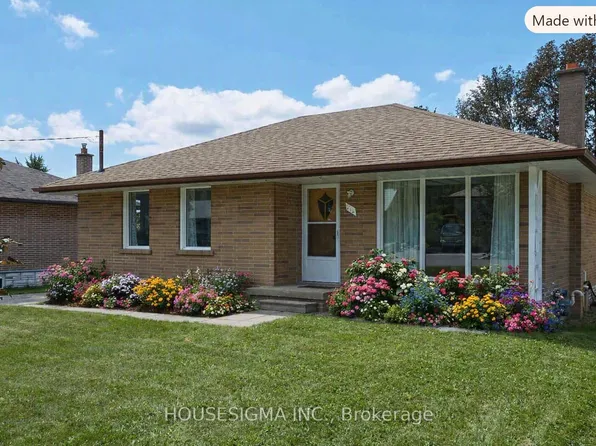 212 Hallett Ave, Whitby, ON L1N 5K8