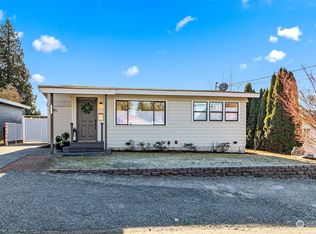 2321 NE 9th Pl, Renton, WA 98056