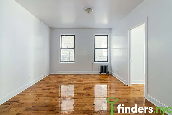 Rented by Clove Realty LLC | media 41