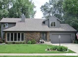 5502 W Ancient Oak Dr, Peoria, IL 61615