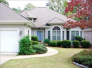 1st image of 106 Belmont Ct