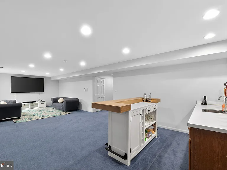 11433 Seneca Forest Cir — Photo 42