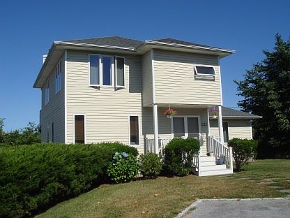 1st image of 183 Essex St
