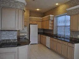 2nd image of 1840 Glen Wood Dr