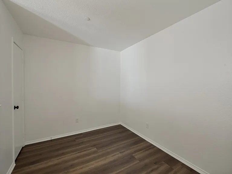 7048 Eagle Vail Dr — Photo 23