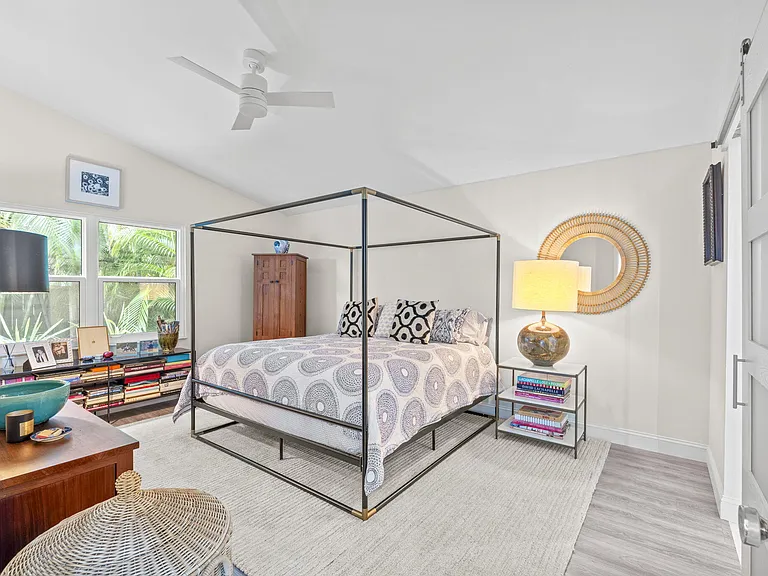 2474 Bedford Mews Dr — Photo 15