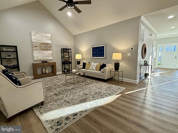 3rd image of 17480 Lighthouse Commons Dr