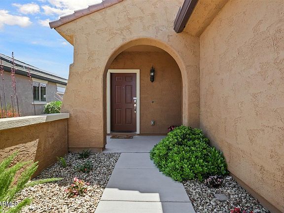5th image of 26147 W Via Del Sol Dr