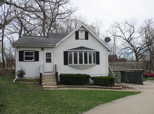 7901 McHenry St, Burlington, WI 53105