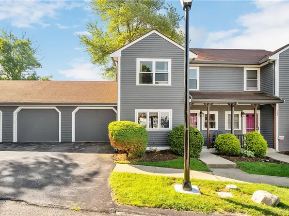200 Heroux Blvd Unit 101, Cumberland, RI 02864