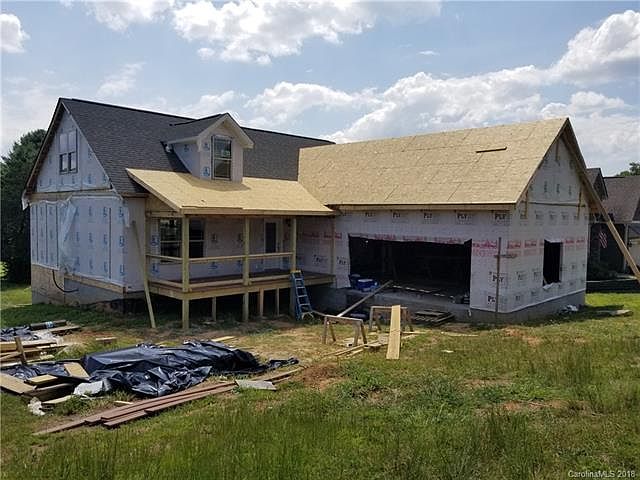 2nd image of 102 Triple Fairways Dr
