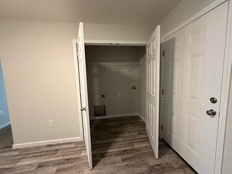 300 Peach St #A — Photo 6