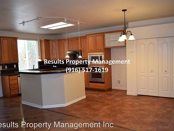 5th image of 1424 Redwood Dr