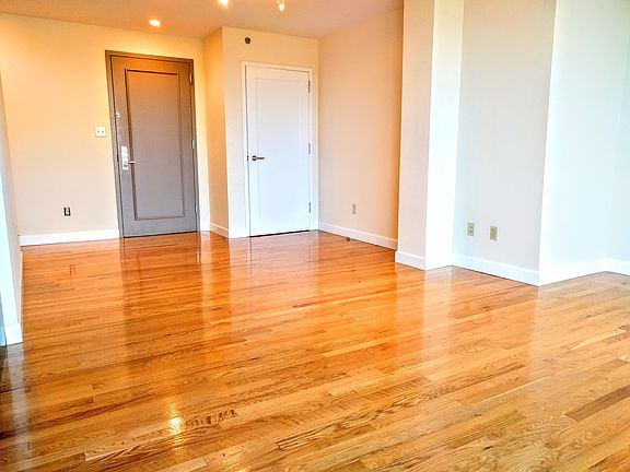 3rd image of 574 4th Ave #5HJH