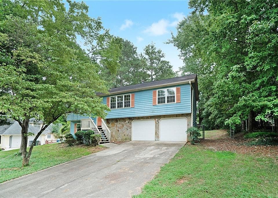 1st image of 2662 Laurel Woods Ln SE