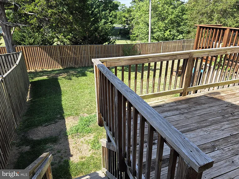 404 Pendleton Ln — Photo 27
