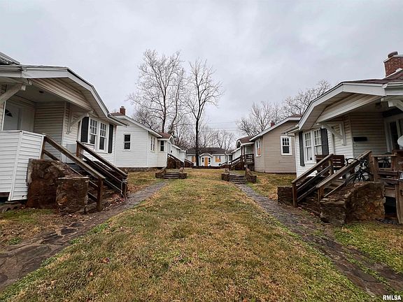 2nd image of 404 W Cherry Court 407 408 409 #405-406-410