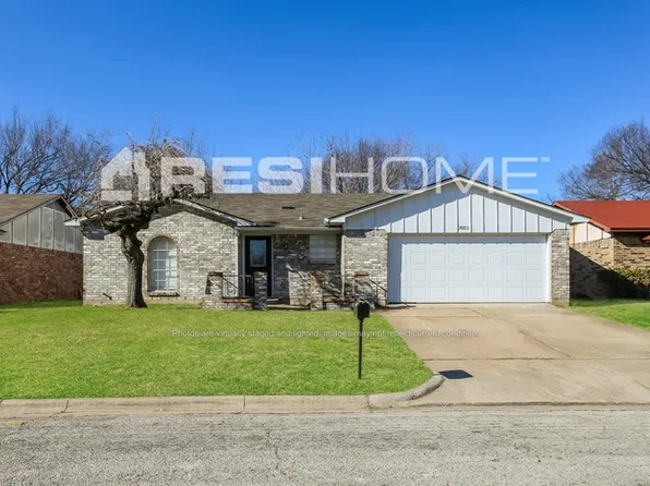 3051 Shane Dr, Haltom City, TX 76117