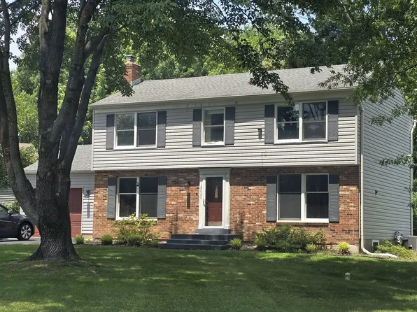 12620 Holkein Dr, Herndon, VA 20171