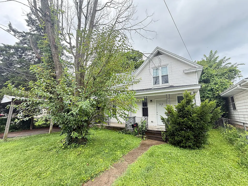 2137 N Delaware Ave