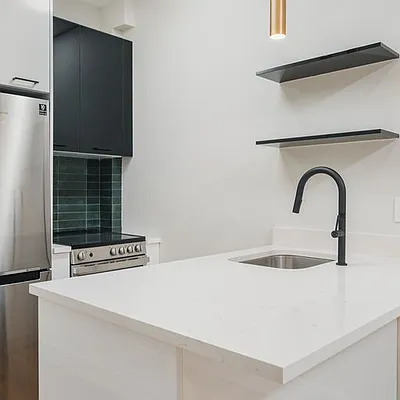 Rented by Space Link Realty | media 5