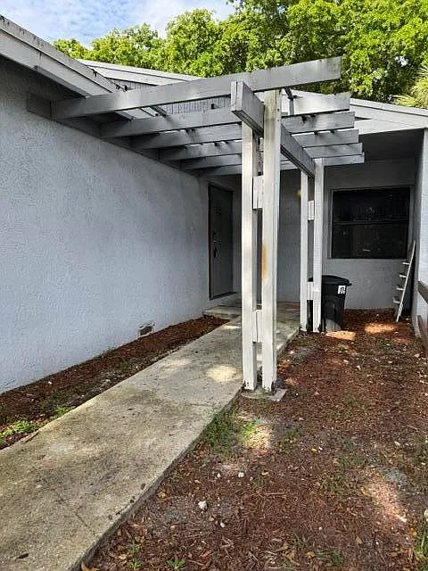 3 bed, 2.0 bath, 1238 sqft, $2,950 — Photo 3