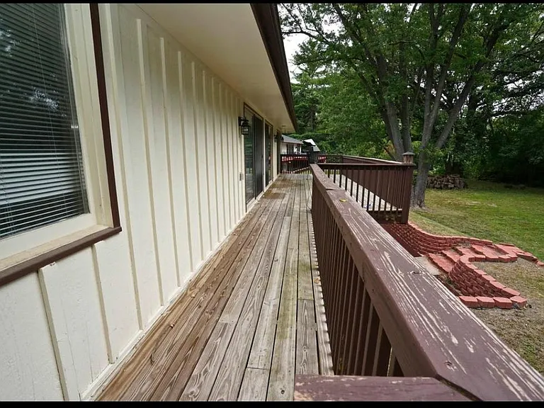 3313 Spring Creek Rd — Photo 20