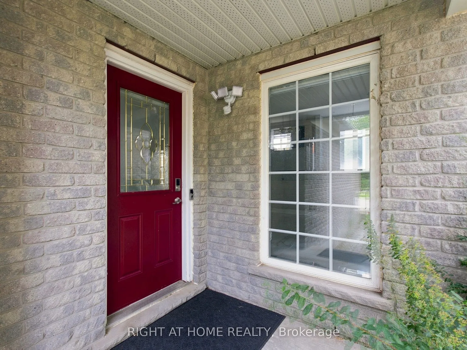 4 bed, $3,500 — Photo 3