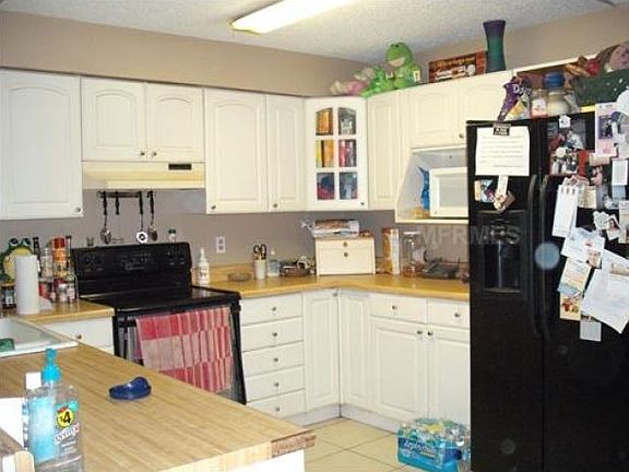 3rd image of 14004 Fullerton Dr