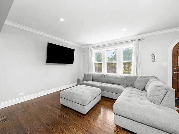 5th image of 3444 S 61st Ct