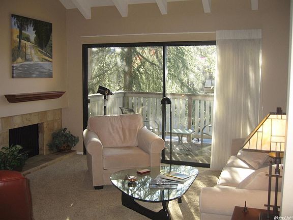 3rd image of 521 Woodside Oaks APT 8