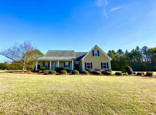 70 Thomas Dr, Tifton, GA 31794