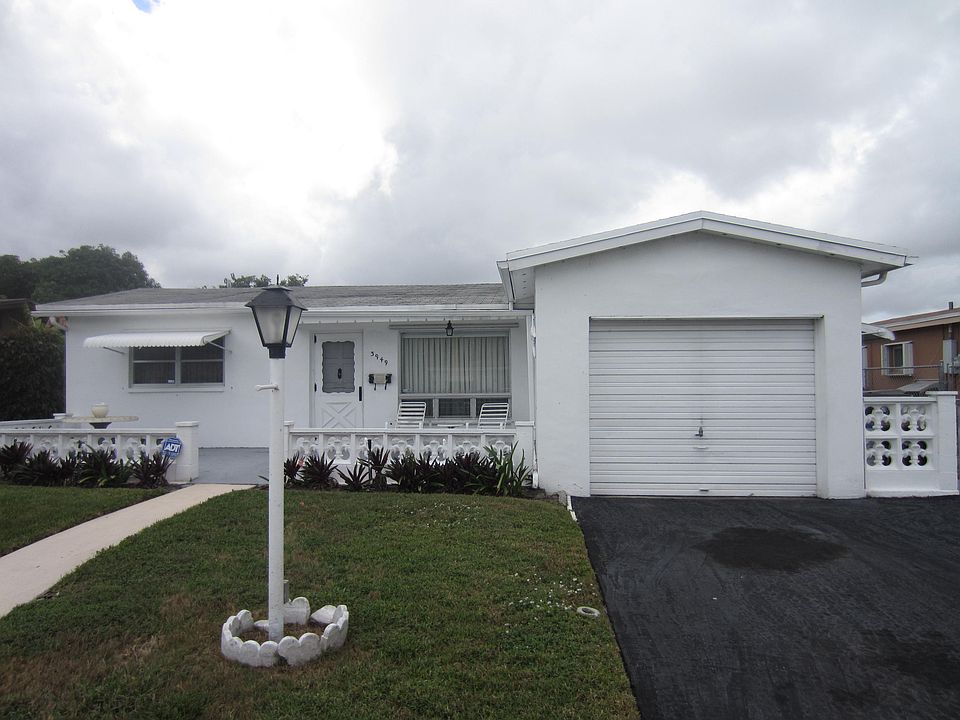 1st image of 3949 NW 50th Ave