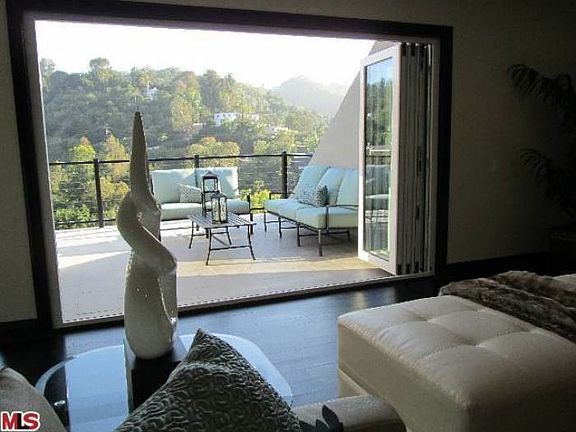 5th image of 3866 Alta Mesa Dr