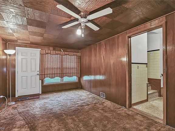 4th image of 3020 Ashland Ave