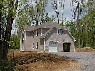 2nd image of 857 Berkshire Rd