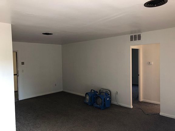 3rd image of 4805 Glenway Ave #11