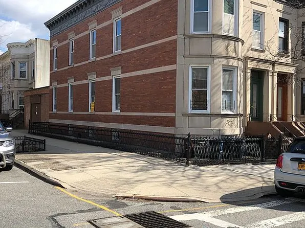 1 Sherman St, Brooklyn, NY 11215