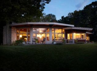 N1117 Cole Rd, Oostburg, WI 53070