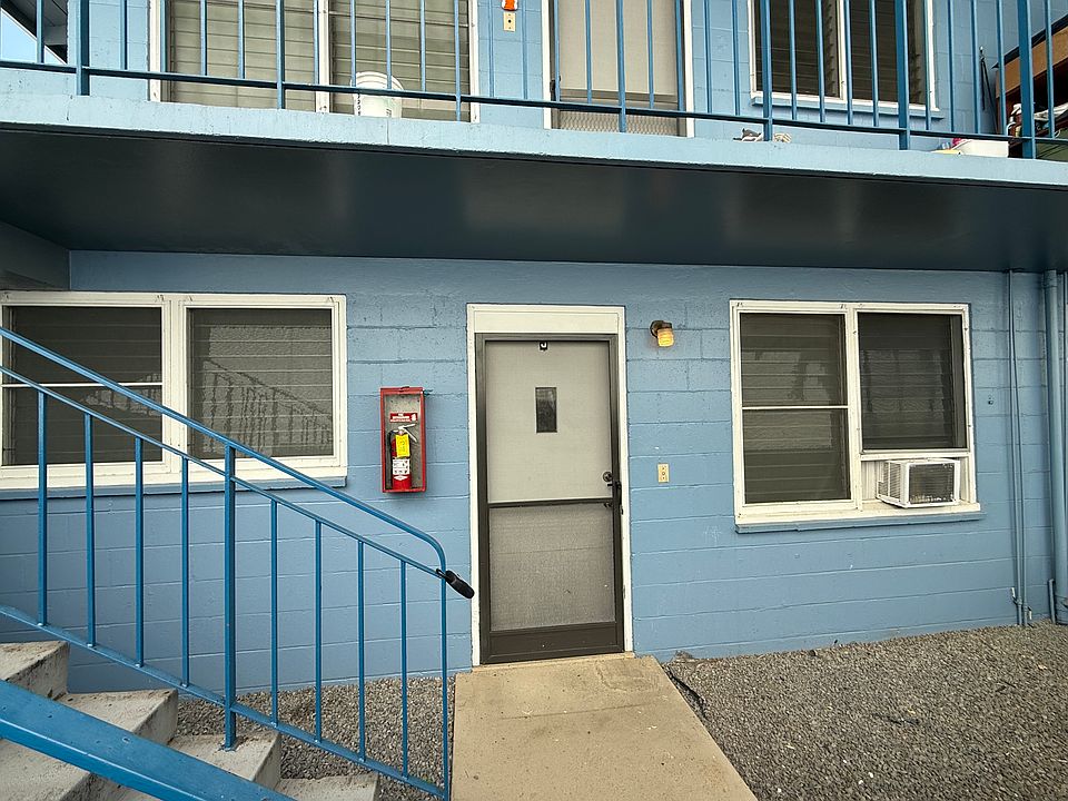 1st image of 820 Ekela Ave APT 3