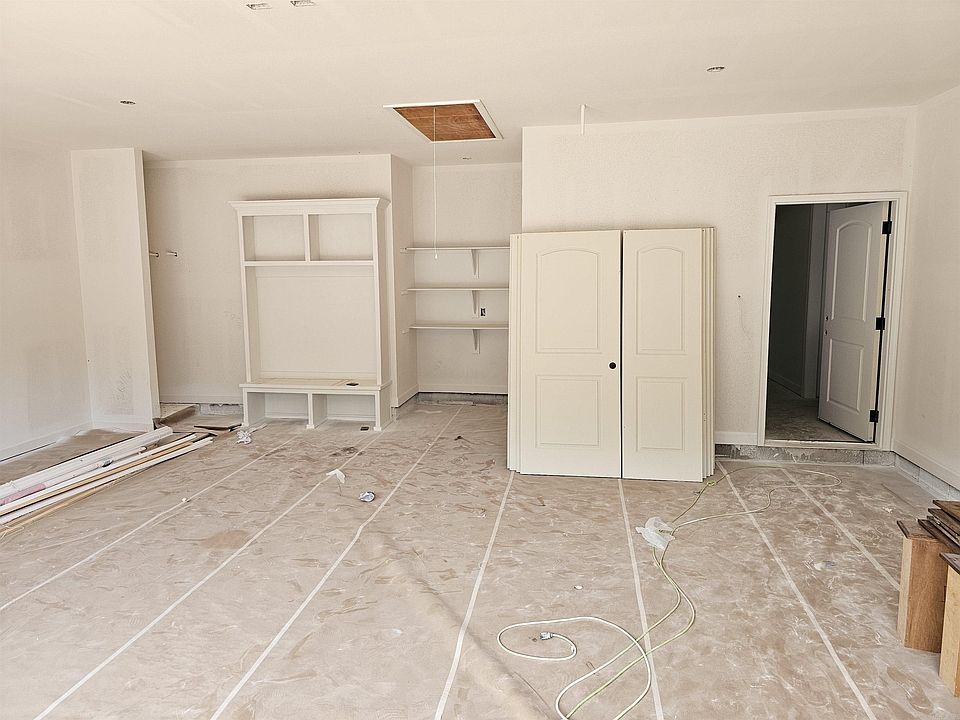 2nd image of 380 Mayberry Dr
