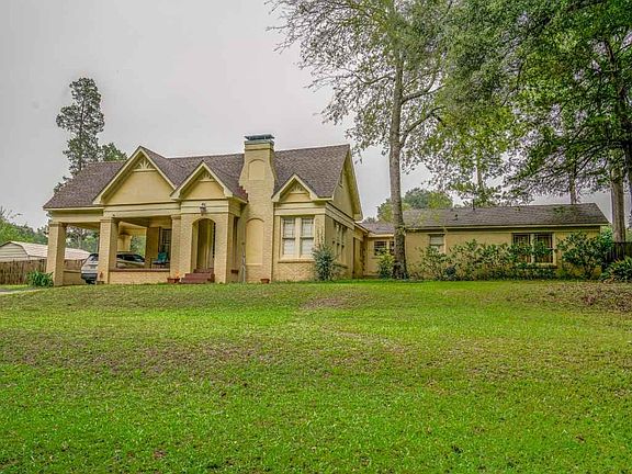 2nd image of 206 Eastmoor Dr