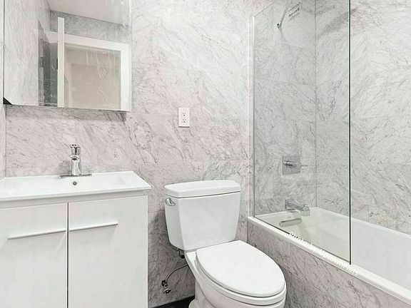 4th image of 391 Convent Ave #1A