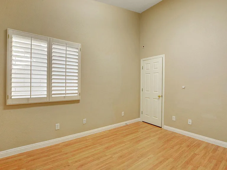 11156 Dell Cliffs Ct — Photo 21