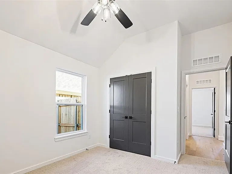 3802 Bedrock Dr — Photo 10