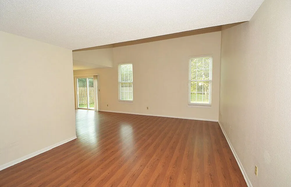 3 bed, 2.5 bath, 1680 sqft, $2,690 — Photo 4